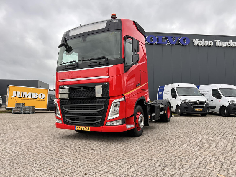 Volvo FH - Xe đầu kéo: hình 1 Volvo FH - Xe đầu kéo: hình 1