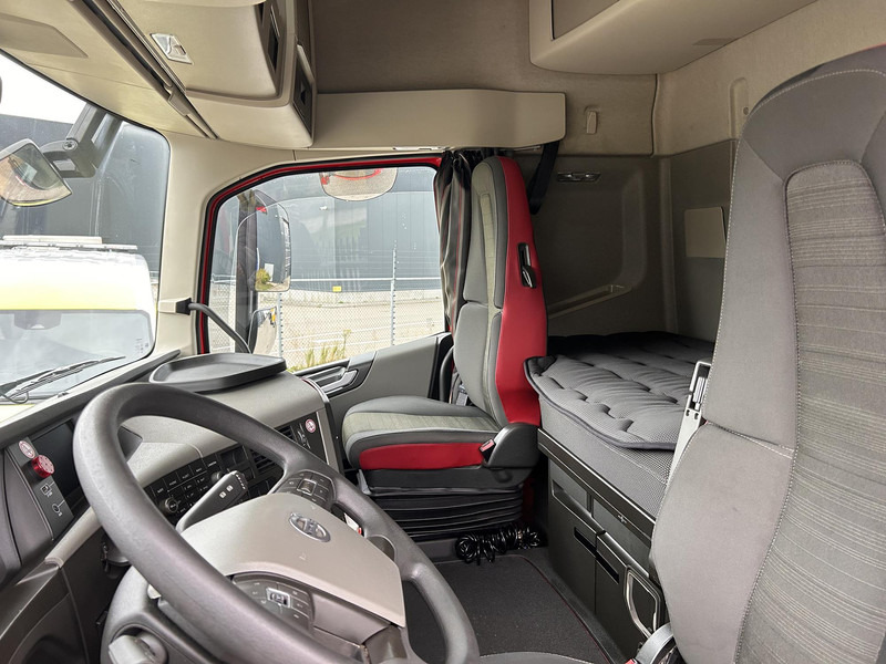 Volvo FH - Xe đầu kéo: hình 5 Volvo FH - Xe đầu kéo: hình 5