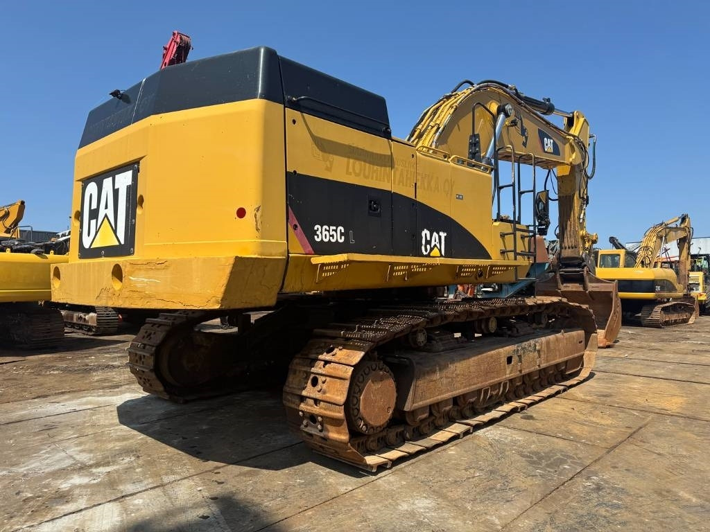 CAT 365 C L - Máy xúc bánh xích: hình 5 CAT 365 C L - Máy xúc bánh xích: hình 5