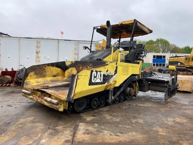 CAT AP 655 D - Máy lát nhựa đường: hình 1 CAT AP 655 D - Máy lát nhựa đường: hình 1