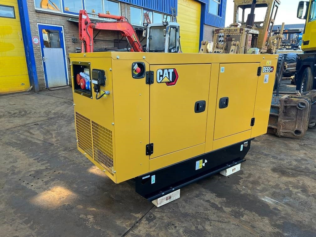 CAT DE 65 GC 65KVA (UNUSED) - Bộ phát điện: hình 1 CAT DE 65 GC 65KVA (UNUSED) - Bộ phát điện: hình 1