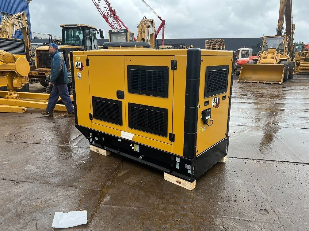 CAT DE 88 E0 (80KVA 64KW) new unused - Bộ phát điện: hình 4 CAT DE 88 E0 (80KVA 64KW) new unused - Bộ phát điện: hình 4