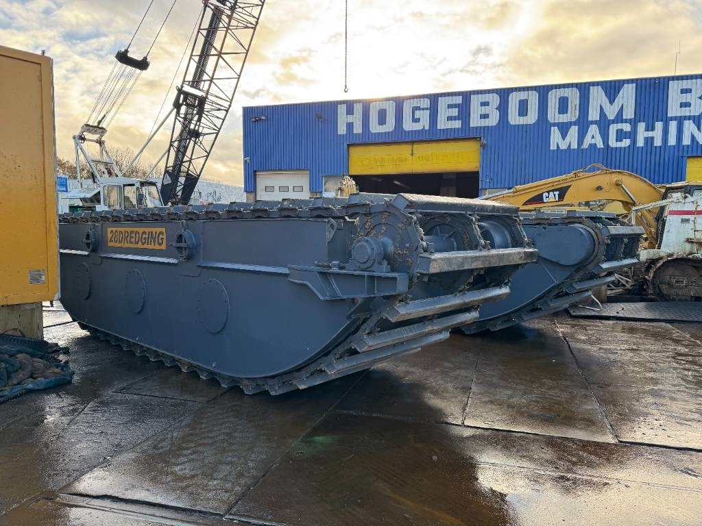 CAT swamp buggy amphibious undercarriage (unused) - Máy cạp lưỡng cư: hình 1 CAT swamp buggy amphibious undercarriage (unused) - Máy cạp lưỡng cư: hình 1