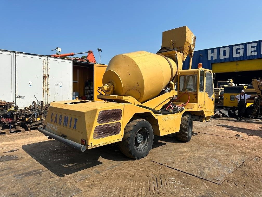 Carmix 3.5 TT - Xe trộn bê tông: hình 3 Carmix 3.5 TT - Xe trộn bê tông: hình 3