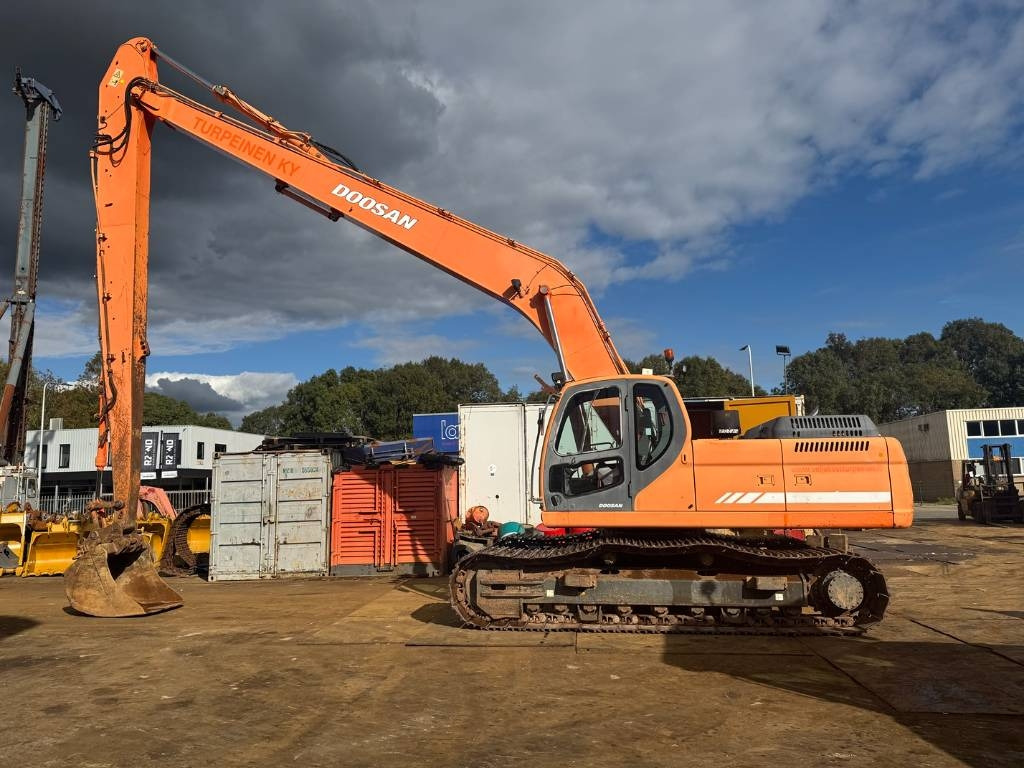 Doosan DX 300 LC ( 4.690 original hours 18M long reach ) - Máy xúc: hình 1 Doosan DX 300 LC ( 4.690 original hours 18M long reach ) - Máy xúc: hình 1