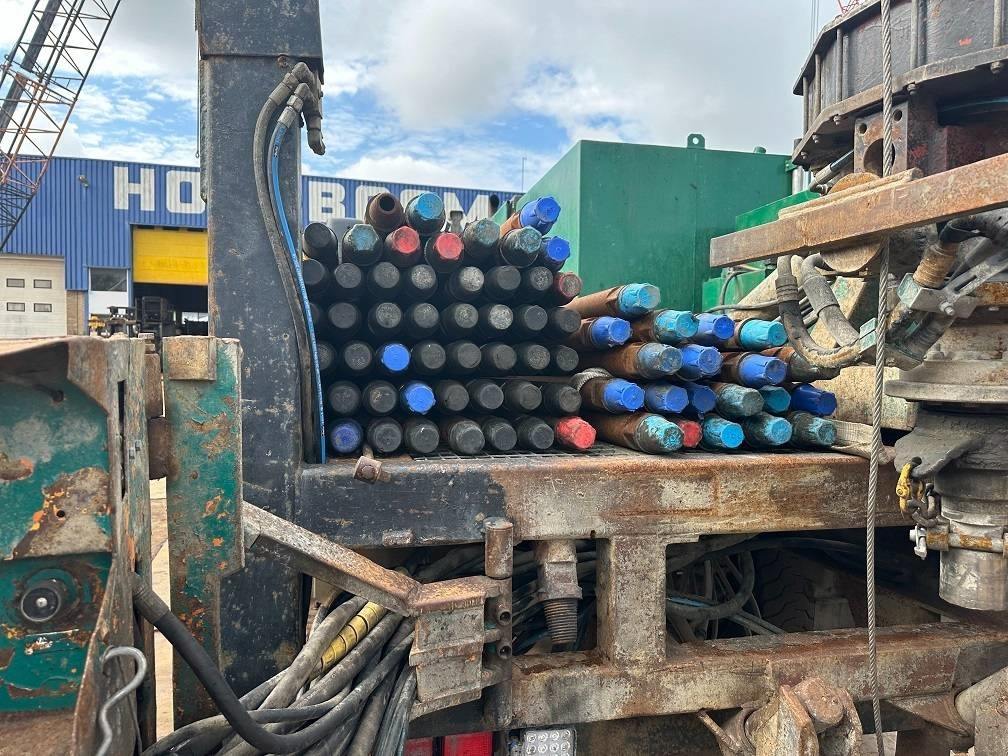 Giàn khoan Volvo terberg fm1350 waterdrill 500m mudpump: hình 8