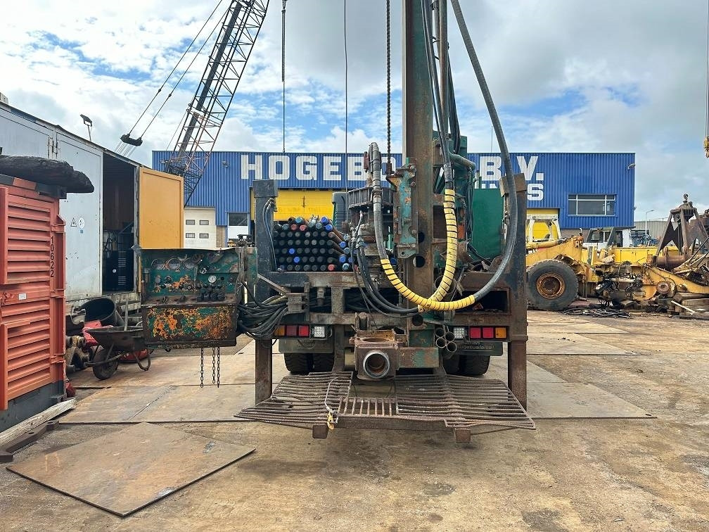 Volvo terberg fm1350 waterdrill 500m mudpump - Giàn khoan: hình 5 Volvo terberg fm1350 waterdrill 500m mudpump - Giàn khoan: hình 5