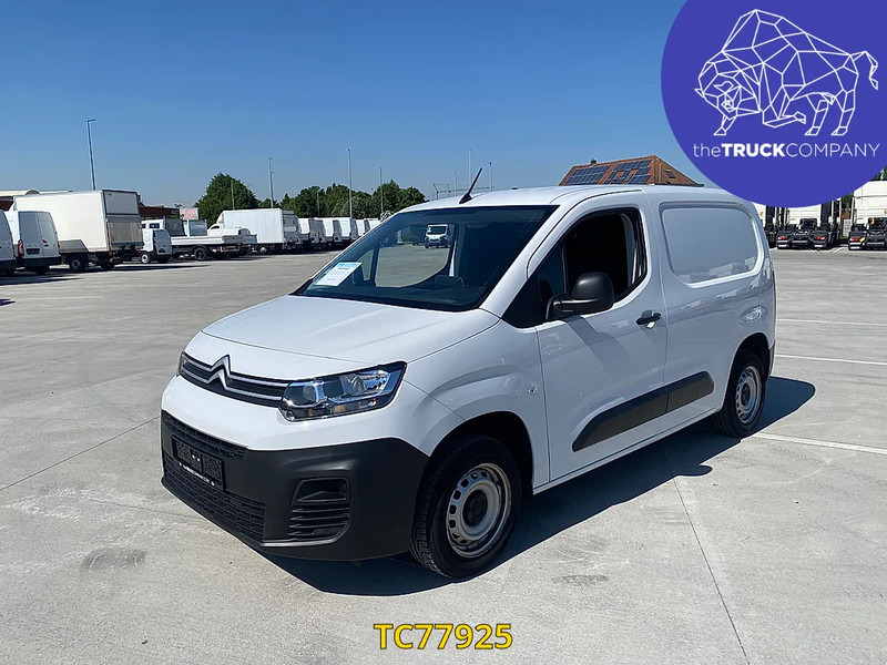 Citroën Berlingo - Xe van nhỏ gọn: hình 1 Citroën Berlingo - Xe van nhỏ gọn: hình 1