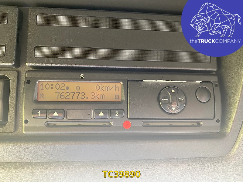 DAF LF 55 220 - Xe tải thùng mui bạt: hình 2 DAF LF 55 220 - Xe tải thùng mui bạt: hình 2
