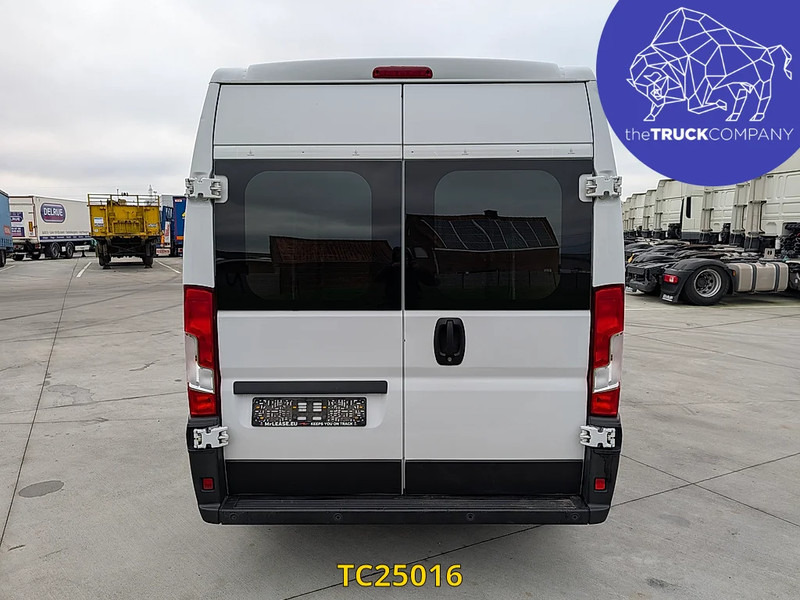 Fiat Ducato 2.0 Multijet L3H2 - Xe van chở hàng: hình 4 Fiat Ducato 2.0 Multijet L3H2 - Xe van chở hàng: hình 4