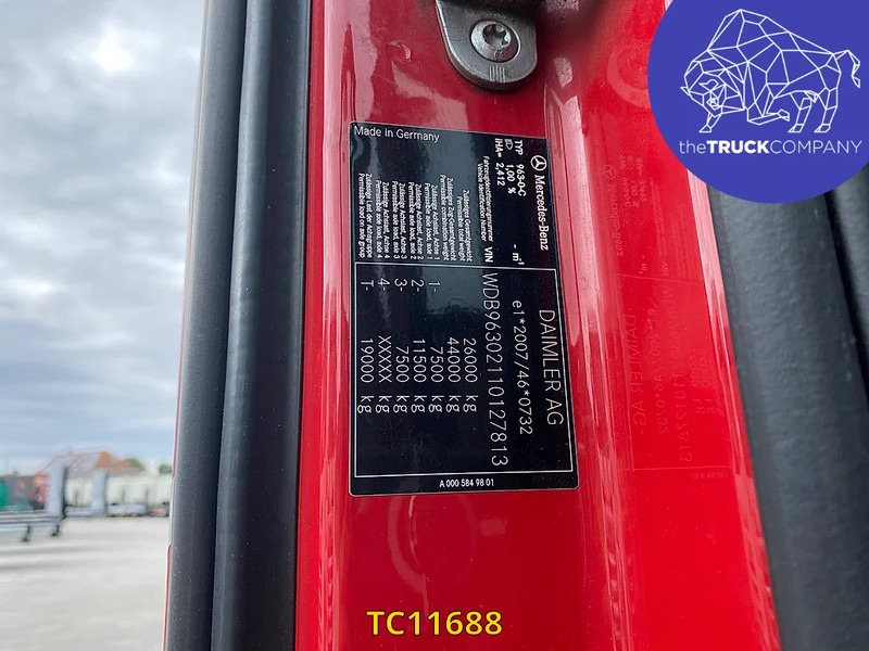 Mercedes-Benz Actros 2648 - Xe tải thùng mui bạt: hình 2 Mercedes-Benz Actros 2648 - Xe tải thùng mui bạt: hình 2