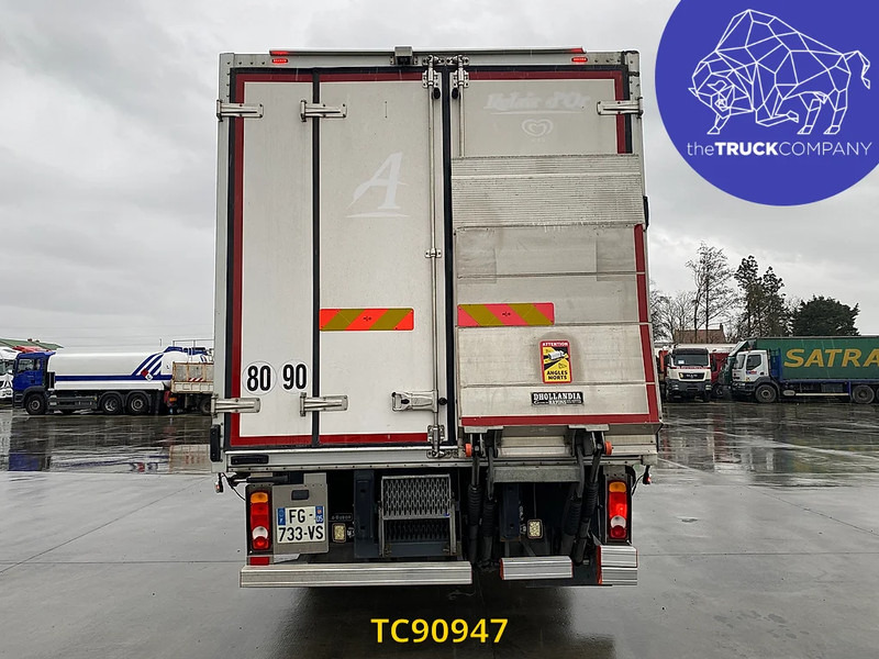Renault D 210 - Xe tải đông lạnh: hình 4 Renault D 210 - Xe tải đông lạnh: hình 4