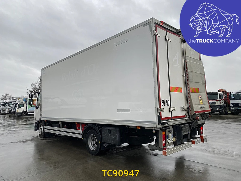 Renault D 210 - Xe tải đông lạnh: hình 3 Renault D 210 - Xe tải đông lạnh: hình 3