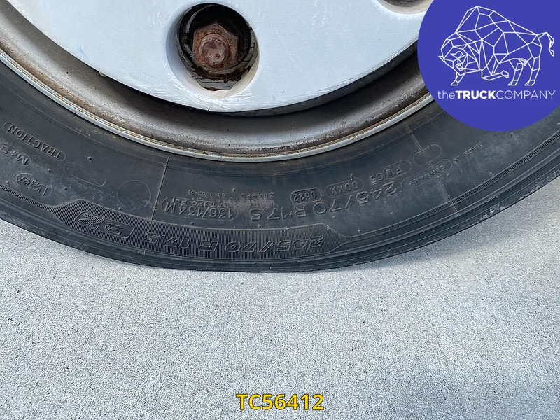 Renault D 240 - Xe tải đông lạnh: hình 3 Renault D 240 - Xe tải đông lạnh: hình 3