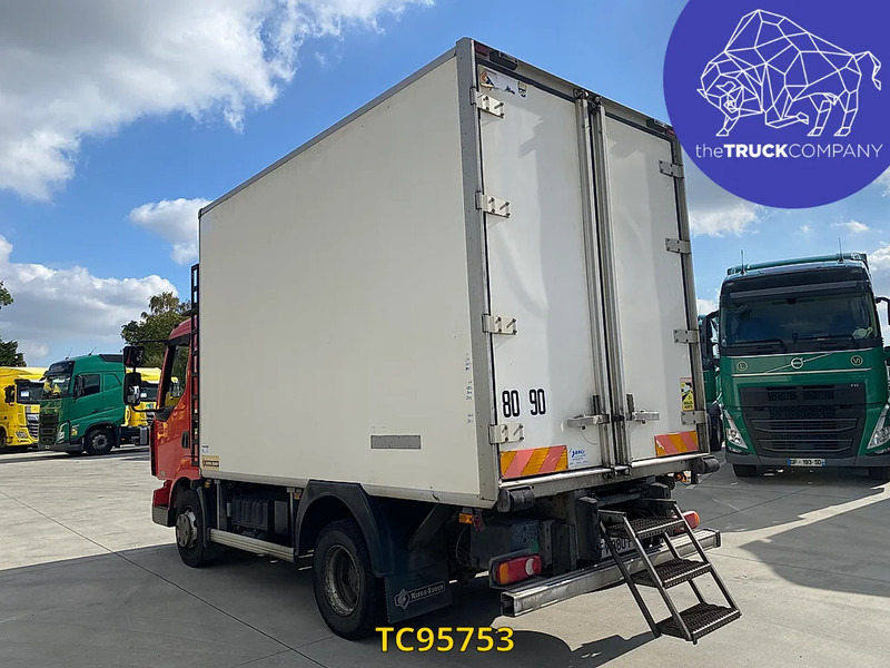 Renault Midlum 180 - Xe tải đông lạnh: hình 3 Renault Midlum 180 - Xe tải đông lạnh: hình 3