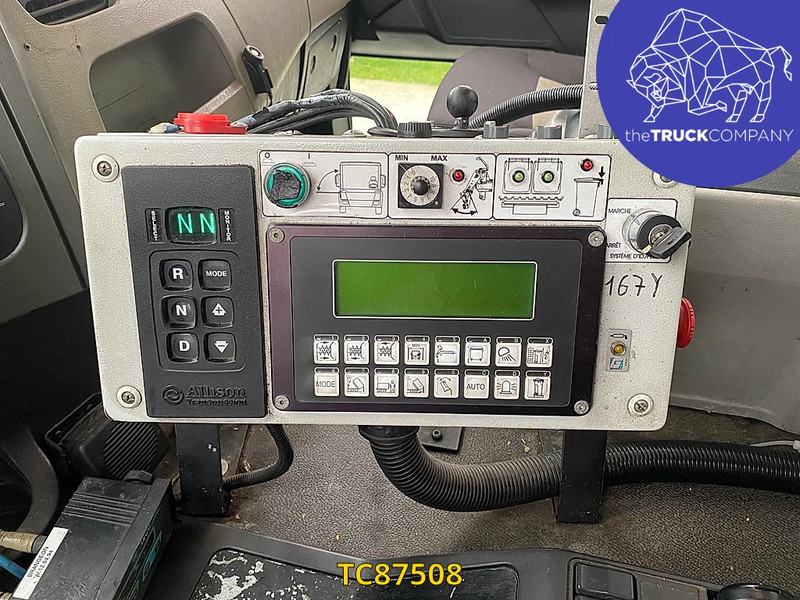 Renault Premium 320 - Xe tải chở rác: hình 2 Renault Premium 320 - Xe tải chở rác: hình 2