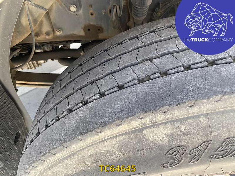 Renault Premium 340 6X2 - Xe tải chở rác: hình 2 Renault Premium 340 6X2 - Xe tải chở rác: hình 2