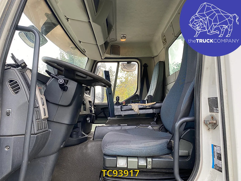 Volvo FE 320 - Xe tải chở rác: hình 2 Volvo FE 320 - Xe tải chở rác: hình 2