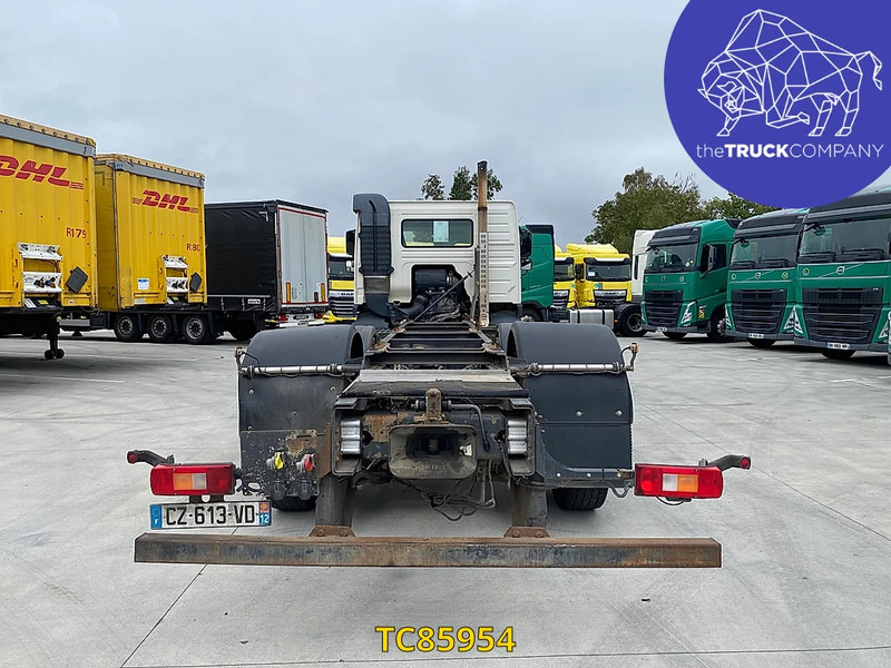 Volvo FMX 370 - Xe tải khung gầm: hình 3 Volvo FMX 370 - Xe tải khung gầm: hình 3