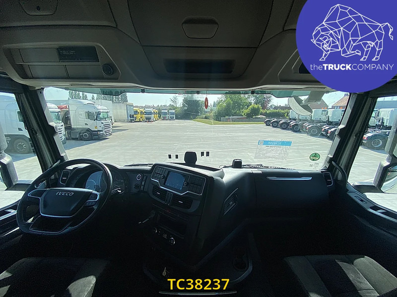 Xe đầu kéo Iveco S-way 480: hình 6