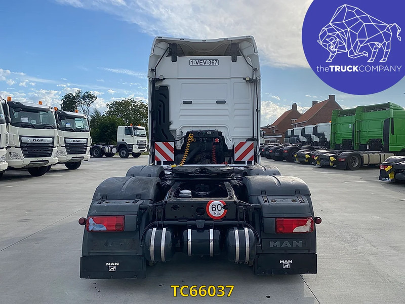 MAN TGX 440 - Xe đầu kéo: hình 4 MAN TGX 440 - Xe đầu kéo: hình 4