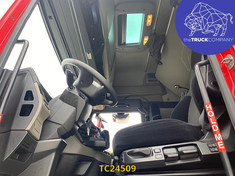 MAN TGX 470 - Xe đầu kéo: hình 5 MAN TGX 470 - Xe đầu kéo: hình 5