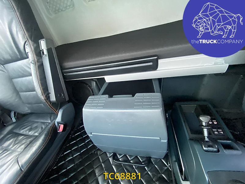 MAN TGX 560 - Xe đầu kéo: hình 2 MAN TGX 560 - Xe đầu kéo: hình 2