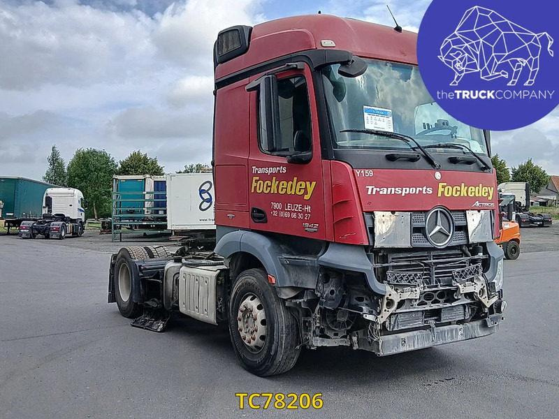 Xe đầu kéo Mercedes-Benz Actros 1842: hình 7