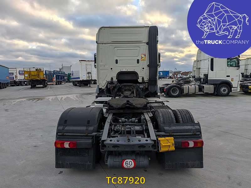 Mercedes-Benz Actros 1843 - Xe đầu kéo: hình 4 Mercedes-Benz Actros 1843 - Xe đầu kéo: hình 4