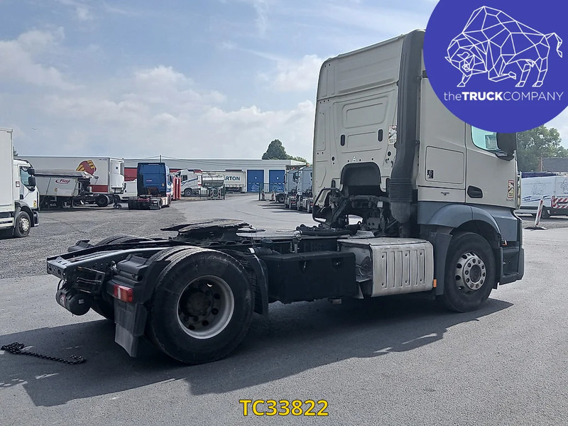 Mercedes-Benz Actros 1843 - Xe đầu kéo: hình 4 Mercedes-Benz Actros 1843 - Xe đầu kéo: hình 4