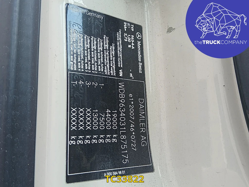 Mercedes-Benz Actros 1843 - Xe đầu kéo: hình 3 Mercedes-Benz Actros 1843 - Xe đầu kéo: hình 3