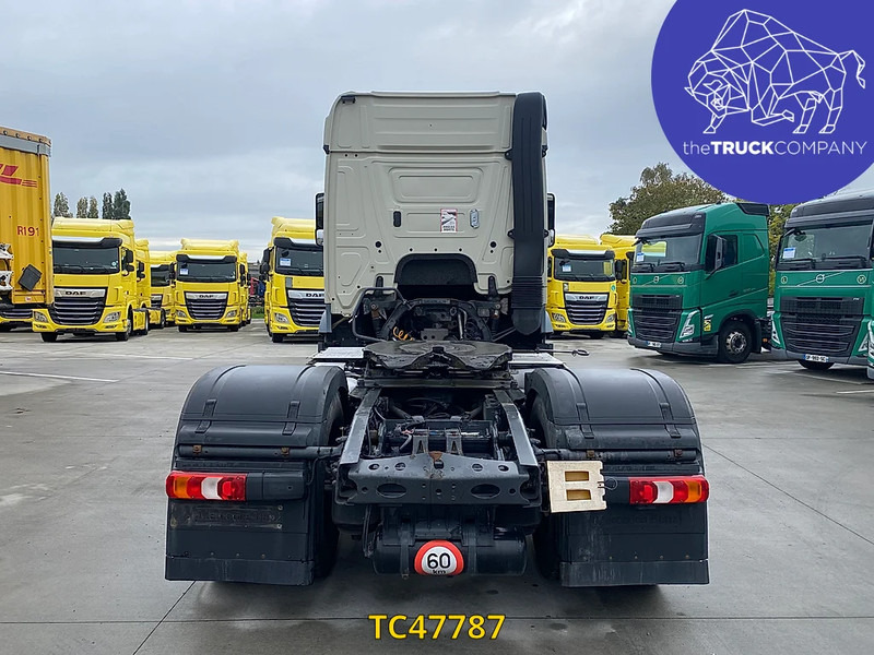 Mercedes-Benz Actros 1843 - Xe đầu kéo: hình 4 Mercedes-Benz Actros 1843 - Xe đầu kéo: hình 4