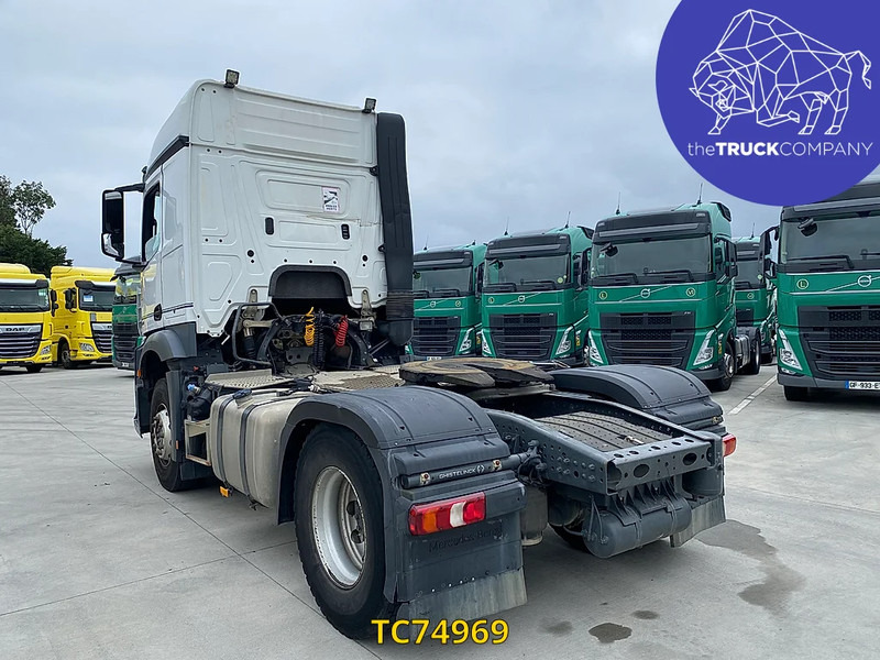 Mercedes-Benz Arocs 1943 - Xe đầu kéo: hình 3 Mercedes-Benz Arocs 1943 - Xe đầu kéo: hình 3