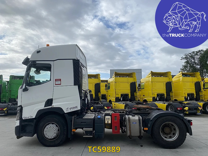 Renault T 460 - Xe đầu kéo: hình 2 Renault T 460 - Xe đầu kéo: hình 2