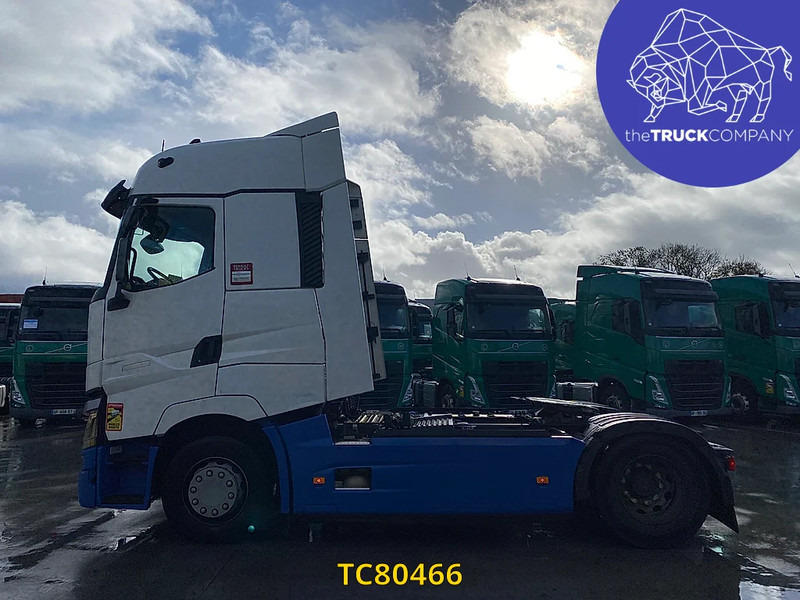 Renault T 480 - Xe đầu kéo: hình 2 Renault T 480 - Xe đầu kéo: hình 2