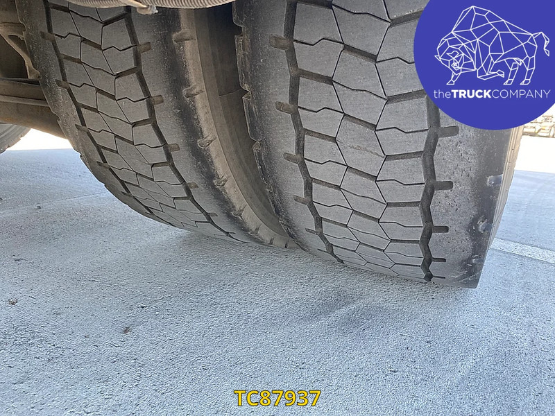 Volvo FH 460 - Xe đầu kéo: hình 4 Volvo FH 460 - Xe đầu kéo: hình 4