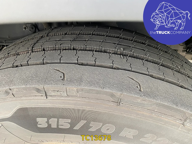 Xe đầu kéo Volvo FH 500: hình 18