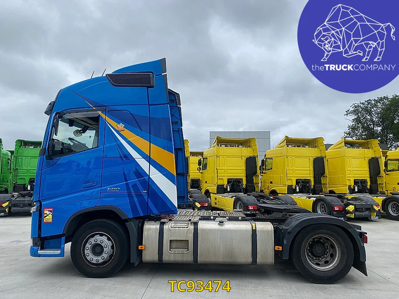 Volvo FH 500 - Xe đầu kéo: hình 2 Volvo FH 500 - Xe đầu kéo: hình 2