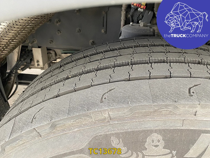 Xe đầu kéo Volvo FH 500: hình 15