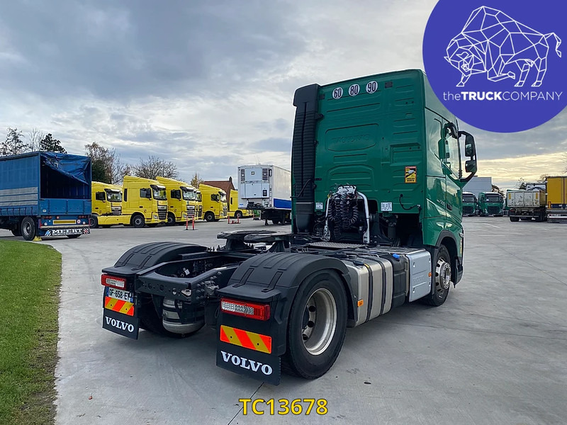 Xe đầu kéo Volvo FH 500: hình 7