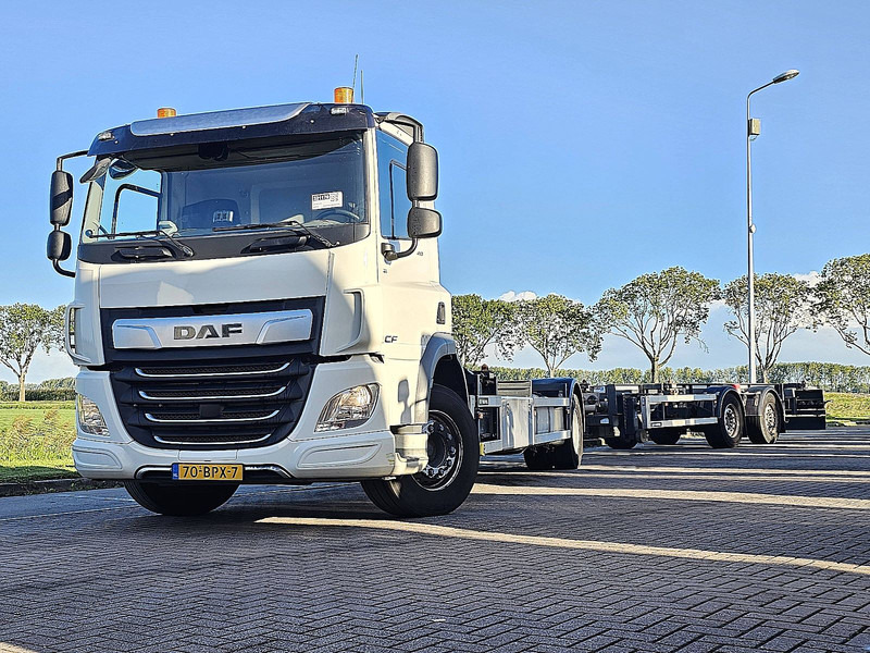 DAF CF 410 20FT TANKCONTAINER - Xe chở container/ Xe tải hoán đổi thân: hình 1 DAF CF 410 20FT TANKCONTAINER - Xe chở container/ Xe tải hoán đổi thân: hình 1