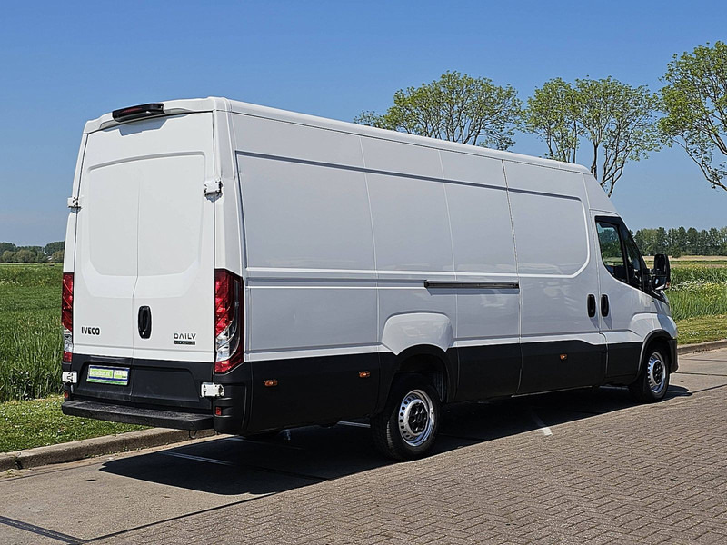 Iveco Daily 35S18 ac aut. 3.0ltr EURO6 - Xe van chở hàng: hình 3 Iveco Daily 35S18 ac aut. 3.0ltr EURO6 - Xe van chở hàng: hình 3