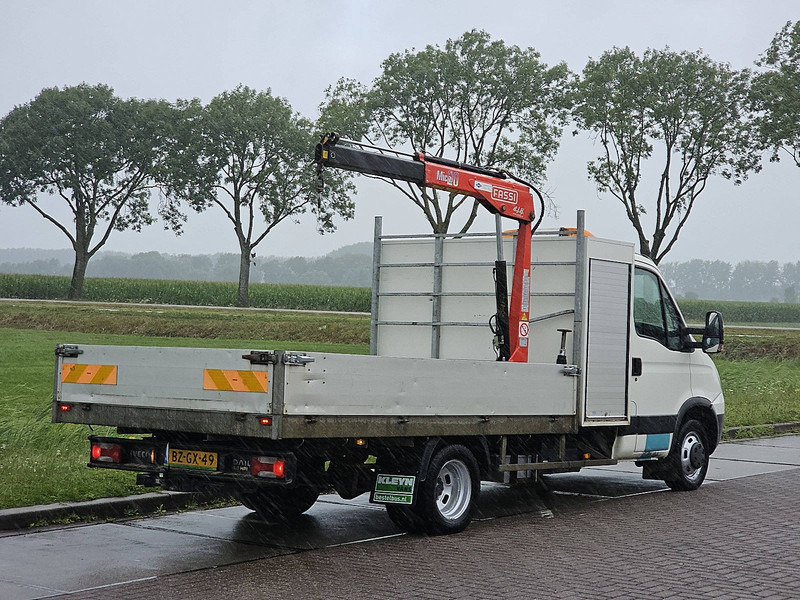 Iveco Daily 40C15 XL FASSI laadkraan - Xe tải nhỏ phẳng: hình 3 Iveco Daily 40C15 XL FASSI laadkraan - Xe tải nhỏ phẳng: hình 3