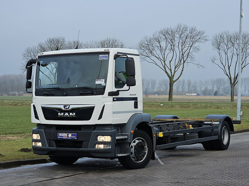 MAN 18.290 TGM 19T WB 578 AIRCO - Xe tải khung gầm: hình 2 MAN 18.290 TGM 19T WB 578 AIRCO - Xe tải khung gầm: hình 2