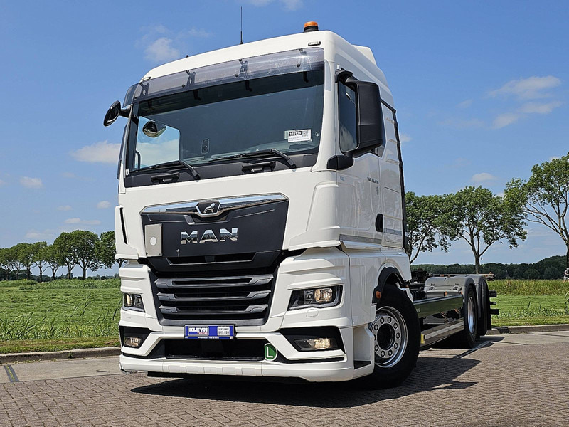 MAN 26.470 TGX TG3 6X2-4 STEERAXLE - Xe chở container/ Xe tải hoán đổi thân: hình 1 MAN 26.470 TGX TG3 6X2-4 STEERAXLE - Xe chở container/ Xe tải hoán đổi thân: hình 1
