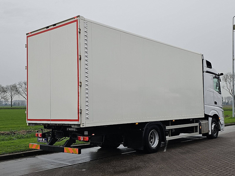 Mercedes-Benz ACTROS 1833 DRIVING SCHOOL 65TKM - Xe tải hộp: hình 3 Mercedes-Benz ACTROS 1833 DRIVING SCHOOL 65TKM - Xe tải hộp: hình 3
