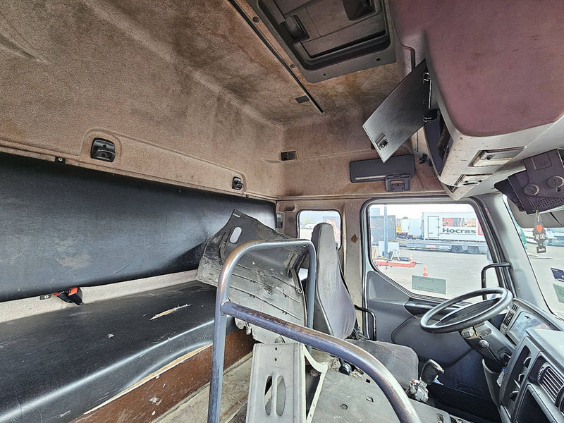 Cho thuê Renault PREMIUM 320 Renault PREMIUM 320: hình 9 Cho thuê Renault PREMIUM 320 Renault PREMIUM 320: hình 9