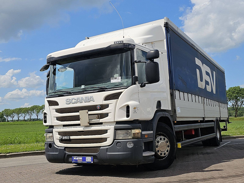 Scania P250 4X2 TAILLIFT - Xe tải thùng mui bạt: hình 1 Scania P250 4X2 TAILLIFT - Xe tải thùng mui bạt: hình 1