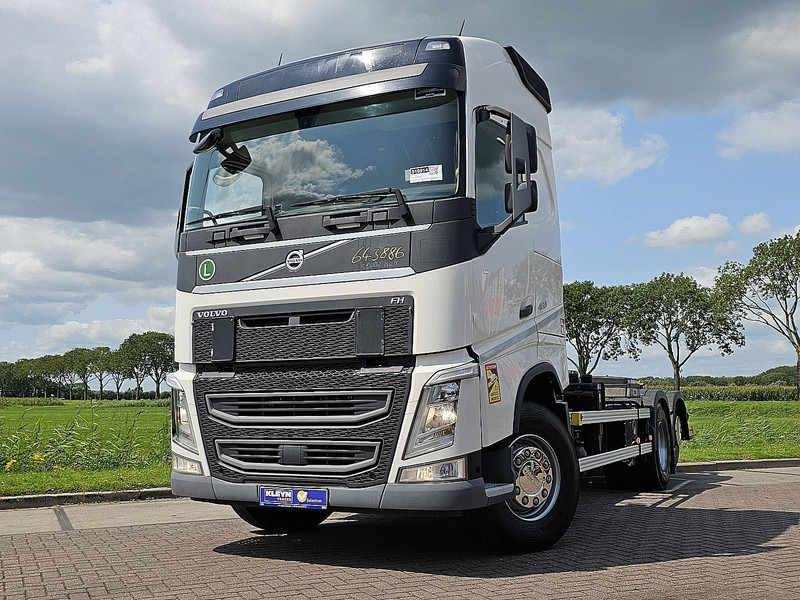 Volvo FH 460 - Xe tải nâng móc: hình 1 Volvo FH 460 - Xe tải nâng móc: hình 1