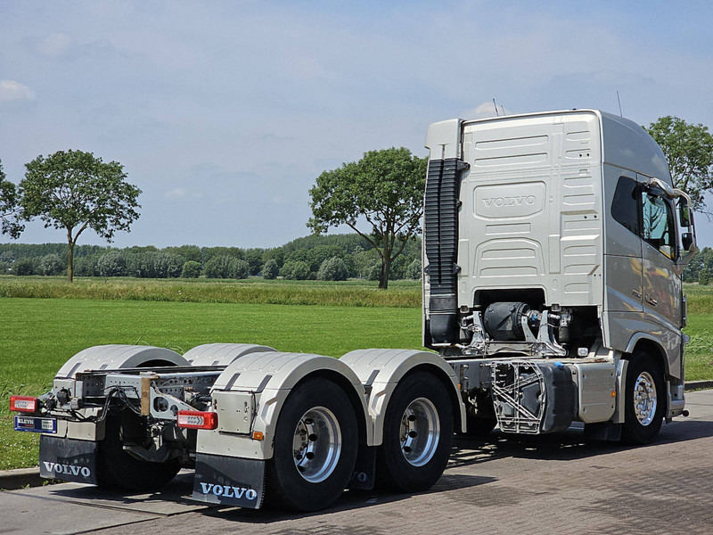 Volvo FH 750 6X2 9T FA WB 430 - Xe tải khung gầm: hình 3 Volvo FH 750 6X2 9T FA WB 430 - Xe tải khung gầm: hình 3